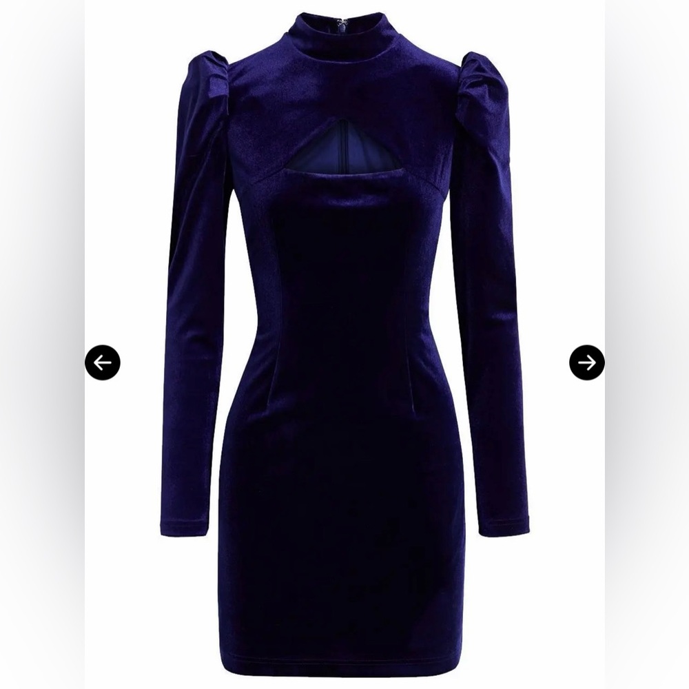 ONE 33 SOCIAL Cutout Gathered Velvet Mini Dress